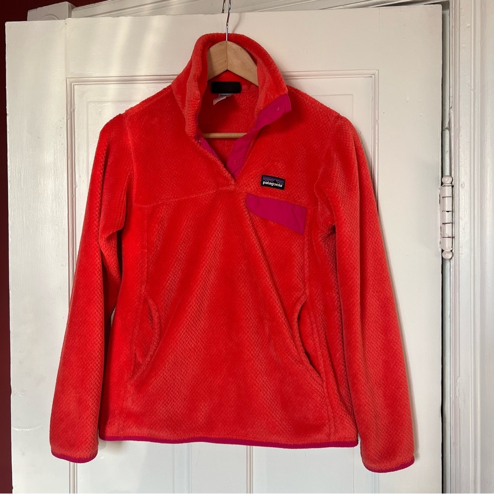 Patagonia Base Layer Jacket Size Small - image 1